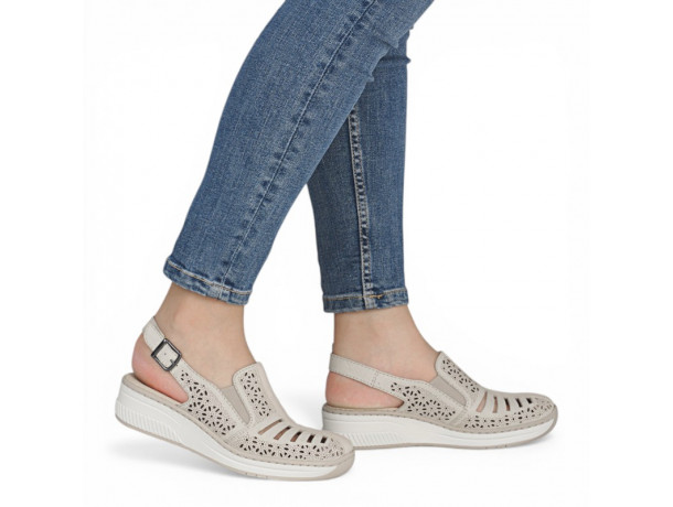 Sandales bout fermé femme confortables Rieker 48763